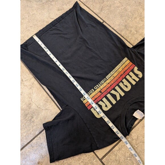 Shakira Limited Edition Graphic T-Shirt Black Small Retro Stripes Fan Tee - Picture 8 of 8